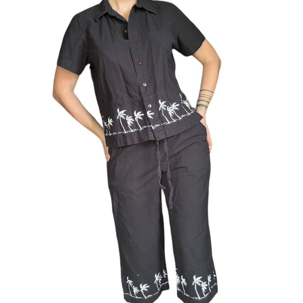 matching cotton set in black with palm tree pattern, size small, coastal beach